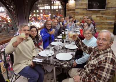 Toast with pisco sour (ultimate local aperitif) during the "bienvenida" lunch (Photo FD & DD)