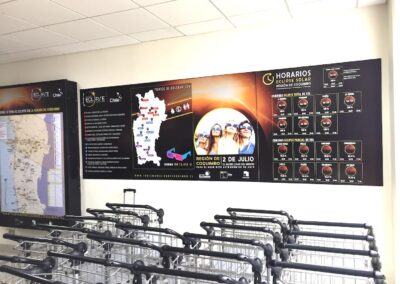 The eclipse present on the walls of the airport and everywhere in the region