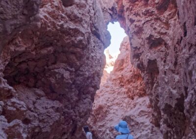 Excursion dans les grottes (©JMDK AFA-2018)