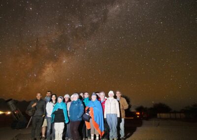 Le groupe AFA-2018 & la Voie Lactée lors du tour astronomique chez SpaceObs (©JMDK-A.Maury)